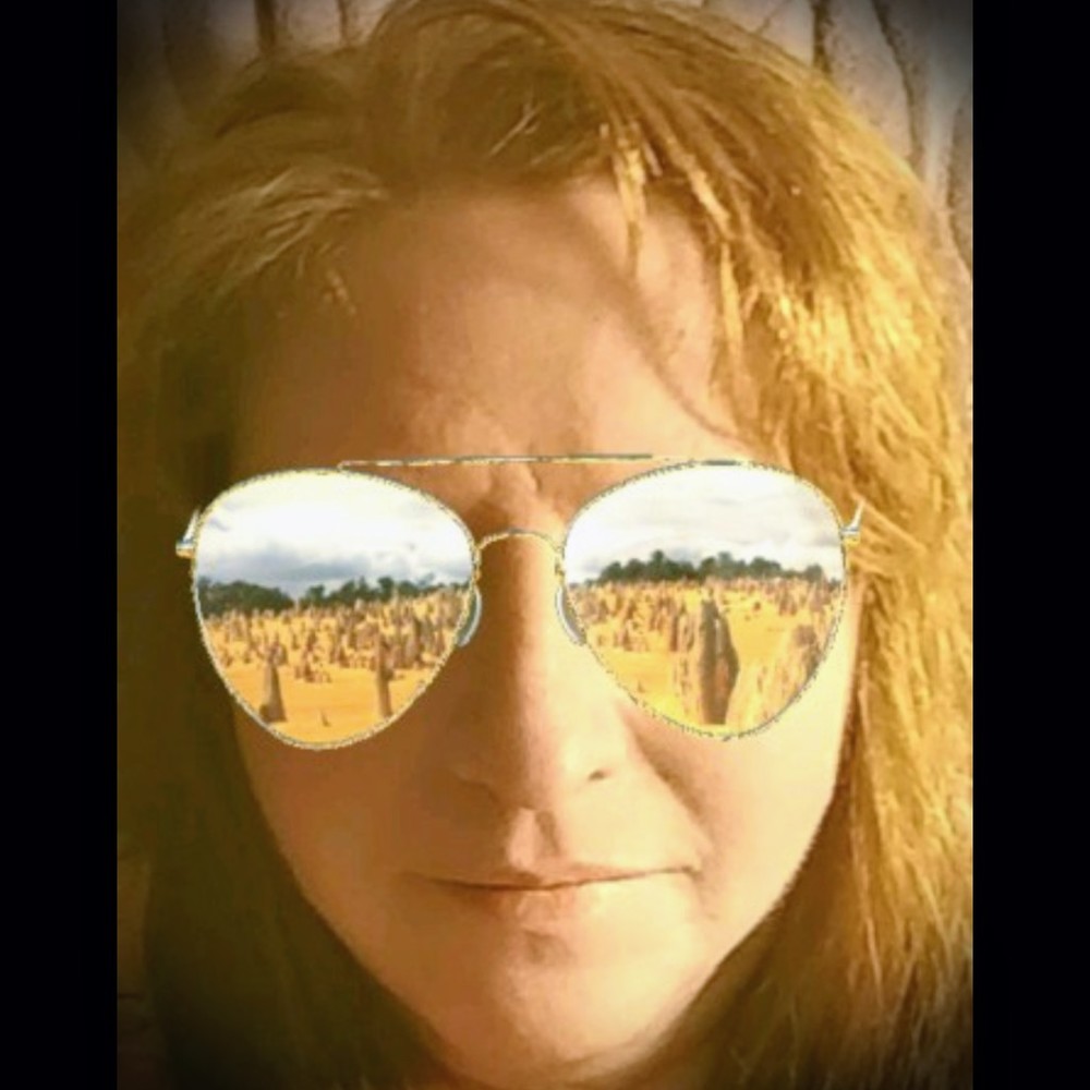 Meet your Posher, Denise